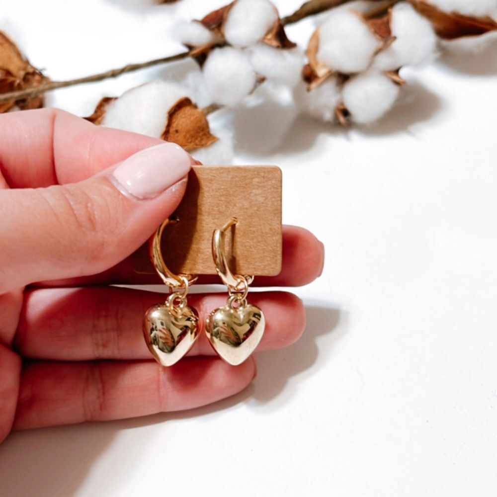 Gold heart dangle hoop earrings N262 - Picture 4 of 5